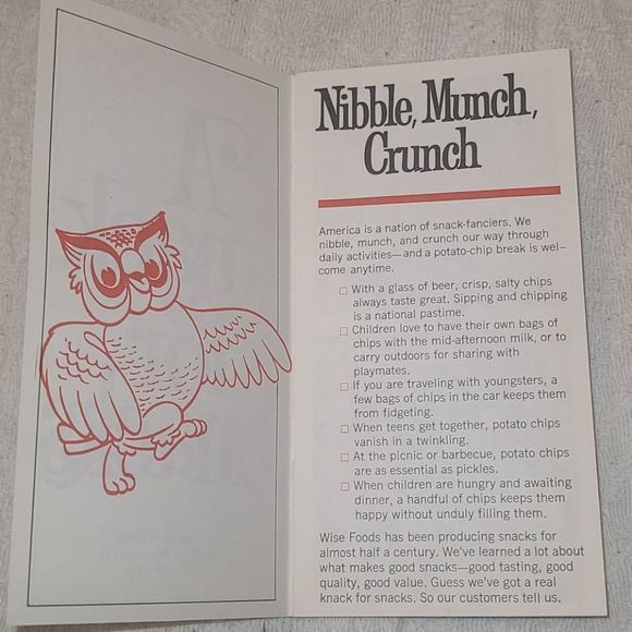 Pair of Vintage Wise Potato Chips Recipe Books - Picture 6 of 9